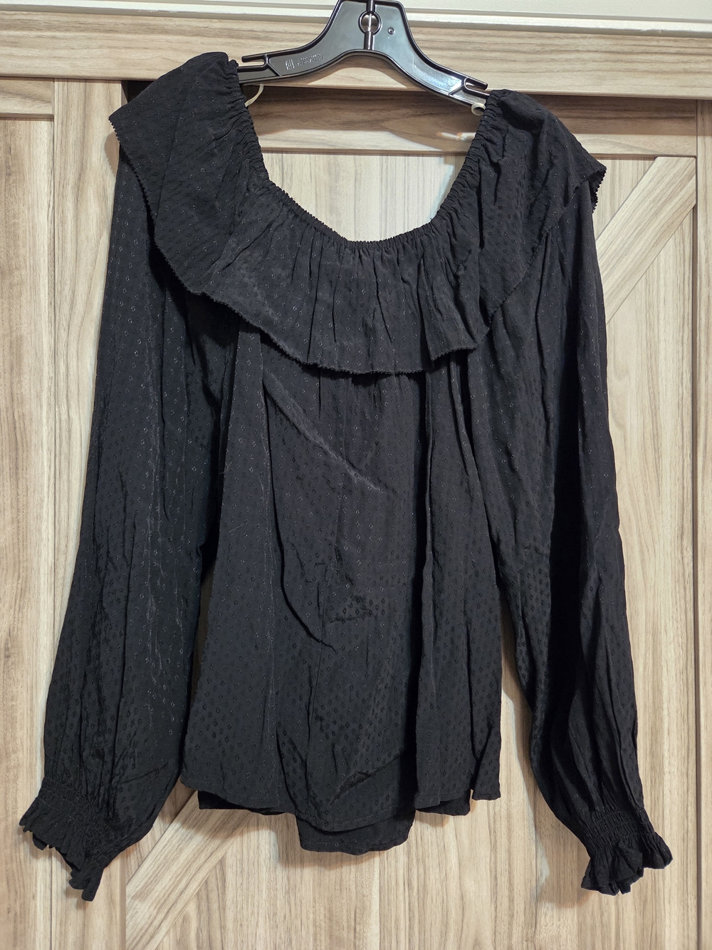 Black Ruffled Long-Sleeve Women's Top - Picture 4 of 6